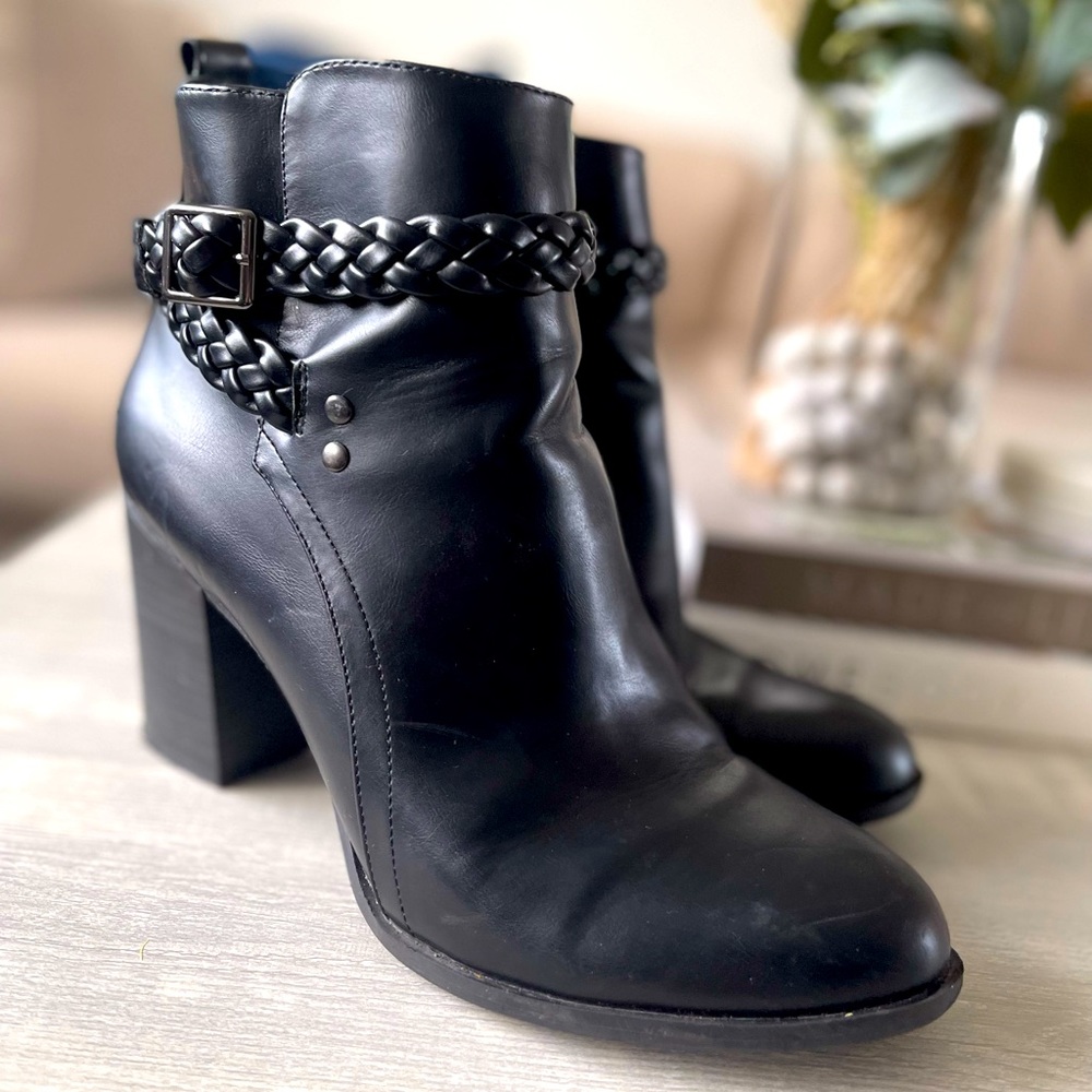 Black Booties with Heel - Size 10